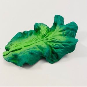 Like New Oli & Carol Kale Teether